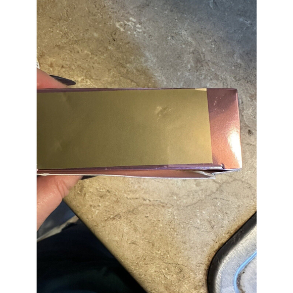 Elf X I Heart Revolution Christmas Cheer Highlighter Buddy - Picture 7 of 9